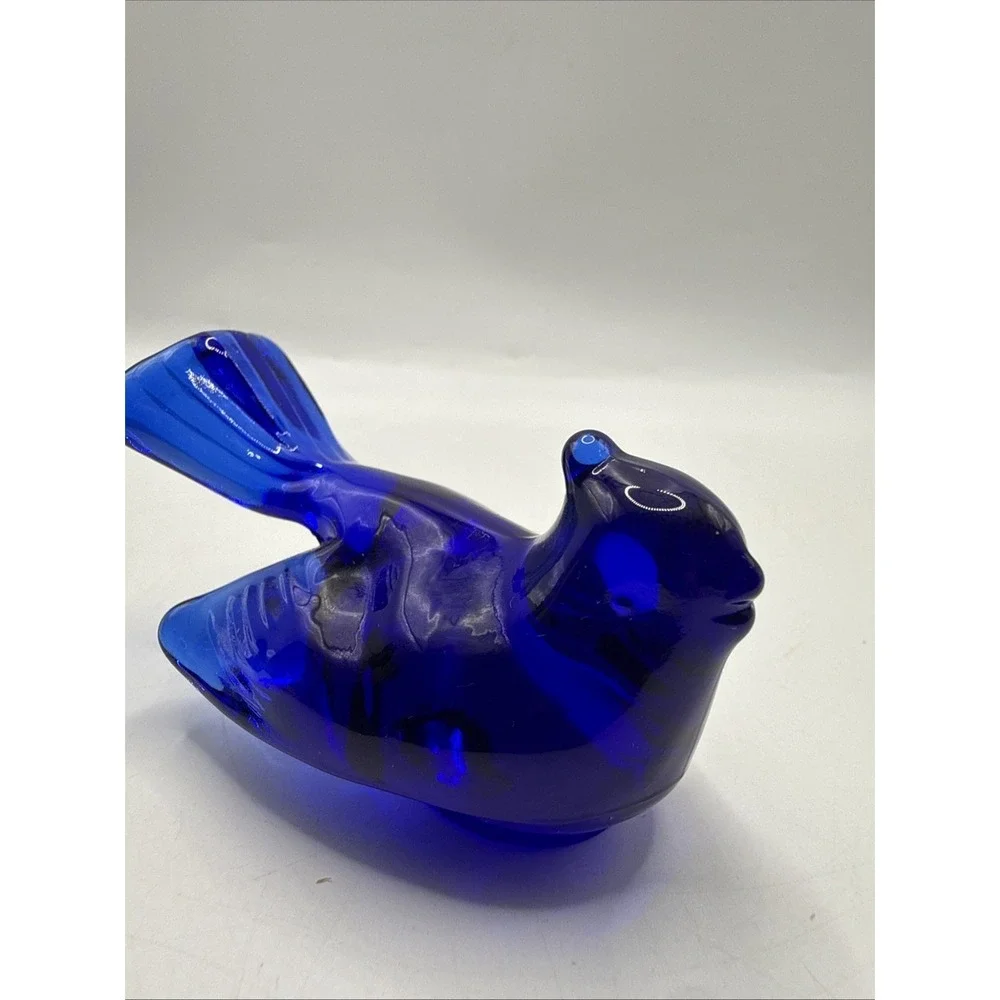 Mosser Glass Bluebird Figurine Decorative Bird